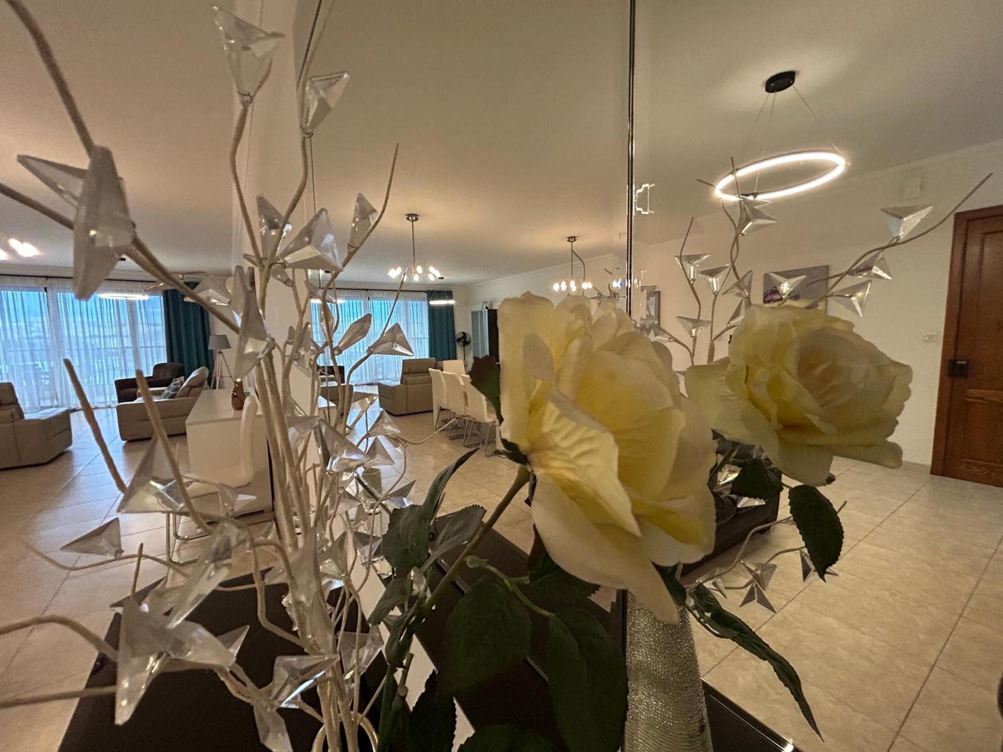 Ferry Ultracentral Location Valletta View Apartment Sliema